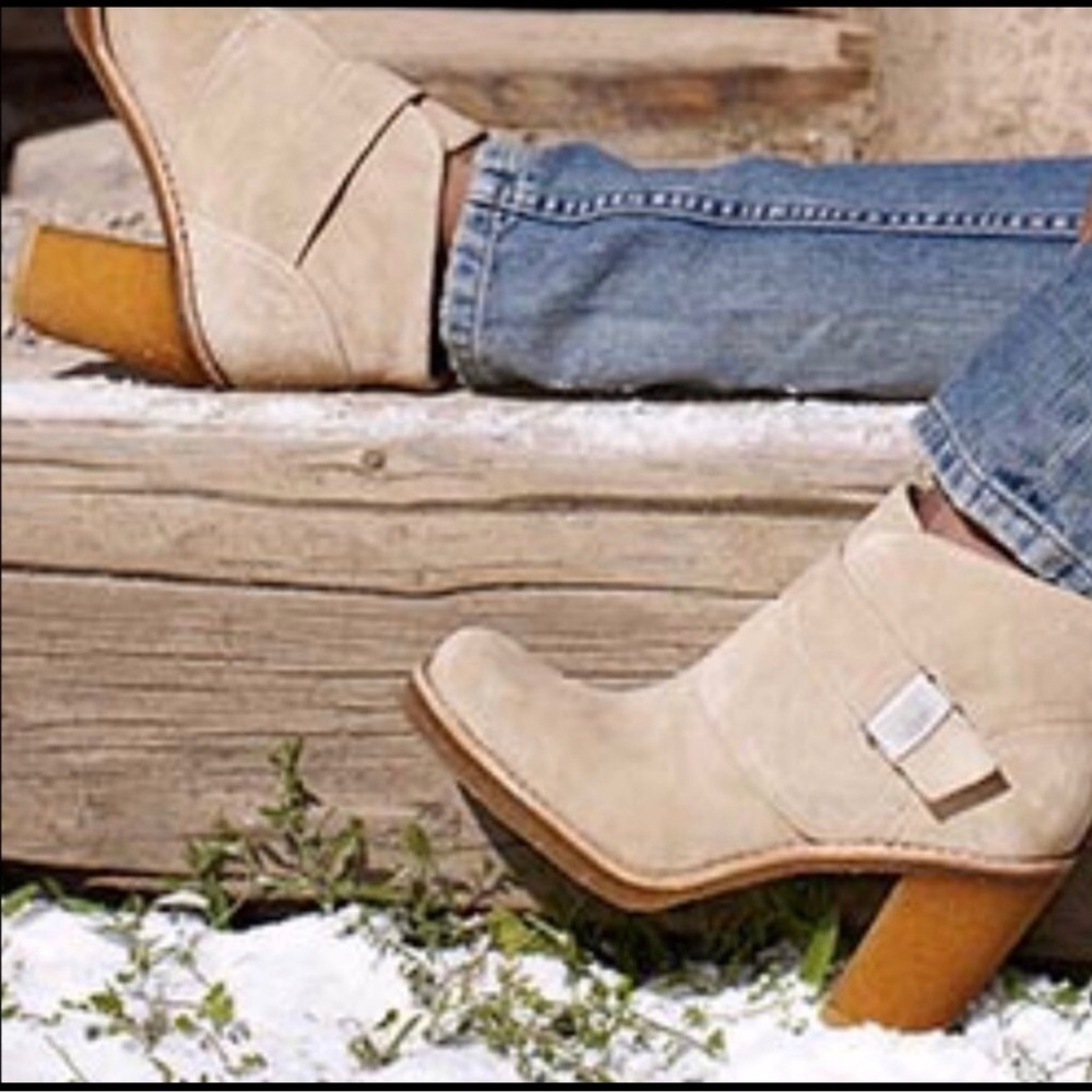 UGG Australia Brienne Beige Suede Ankle Heel Boots
